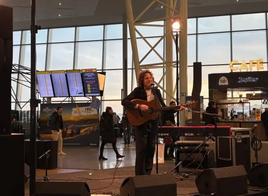 Jente Pironet van Portland speelt een set in Pier A