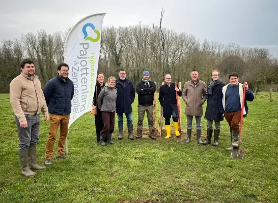 Vlaanderen en de Regionale Landschappen gaan samen voor groene beschutting voor dieren