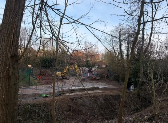 Het voormalige openluchtzwembad in Linkebeek wordt een publiek park