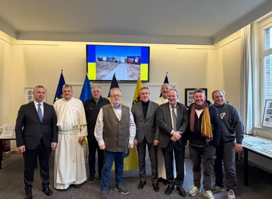 De Abdij van Grimbergen verkoopt werken van Banksy ten voordele van Oekraïense oorlogsslachtoffers