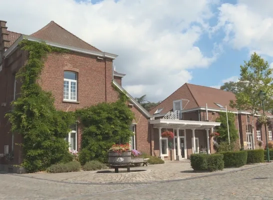 2018_gemeentehuis_linkebeek.png