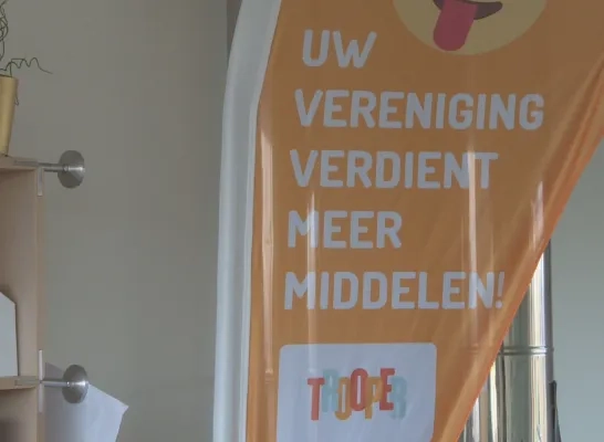 tussen_pot_en_pint5780_frame_0.jpg