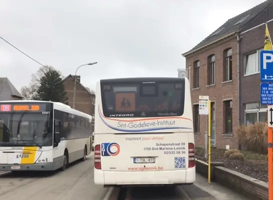 bus_sgi_lennik.jpg