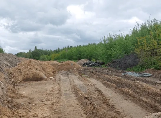 Een sluikstort langs de Oude Keulseweg