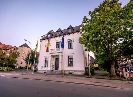 kraainemgemeentehuis_2.jpg