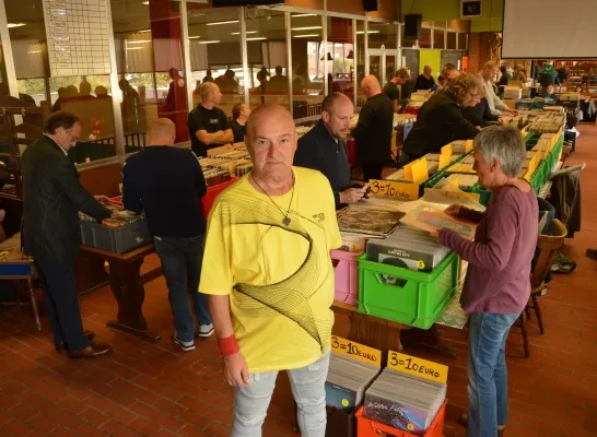 Swaiken was in Merchtem onder andere gekend als organisator van boeken- en cd-markten