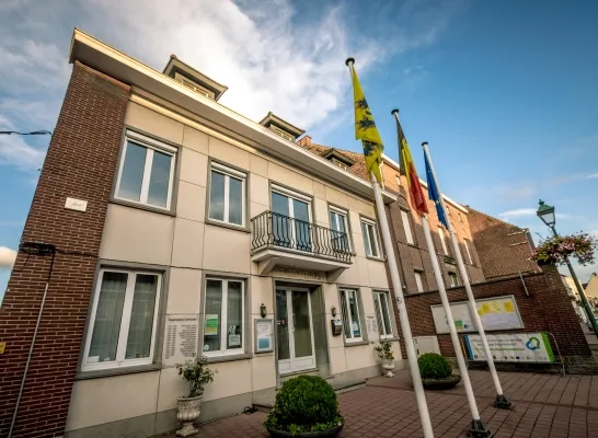 galmaardengemeentehuis.jpg