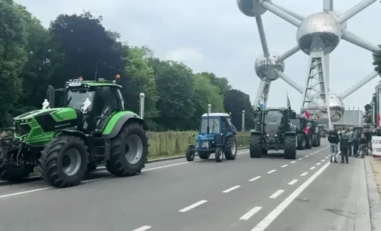 500 tractoren op boerenbetoging Heizelvlakte