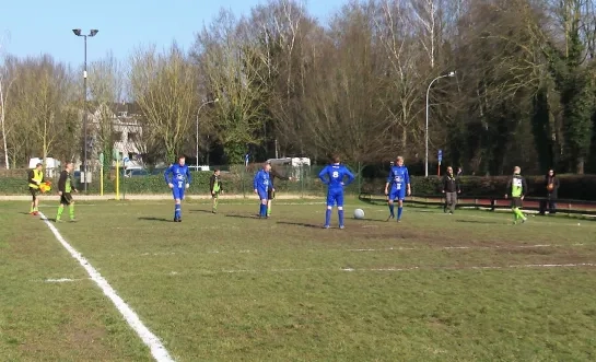 Krachtbalteam Helios Halle speelt gelijk tegen Menen en is gedeeld vierde