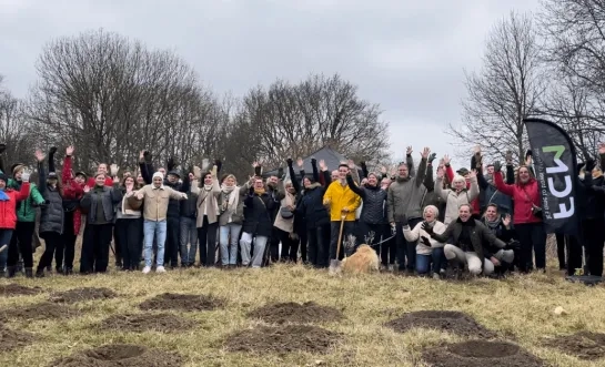 FCM Travel en Forest Forward planten 1.000 bomen aan in de Medialaan