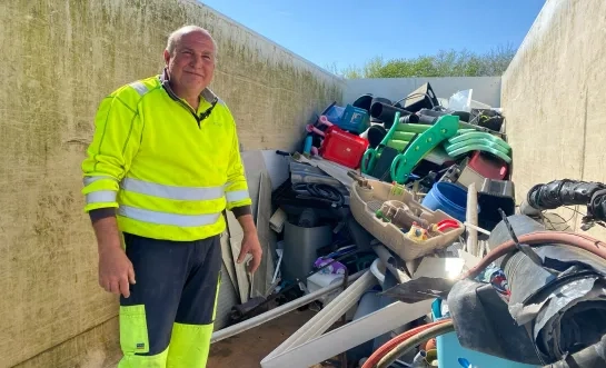 Recyclageparkwachter André gaat met pensioen: “Er zijn ‘sjarels’ die zich niet aan de regels houden”