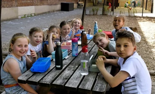 Halle ziet plan om gezonde schoolmaaltijden mee te bekostigen niet zitten: “Een te grote slok uit het budget”