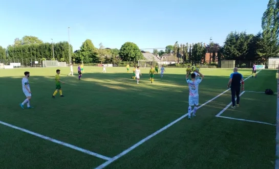 Fenixx BeigHum wint overtuigend met 5-2 van Witgoor Sport