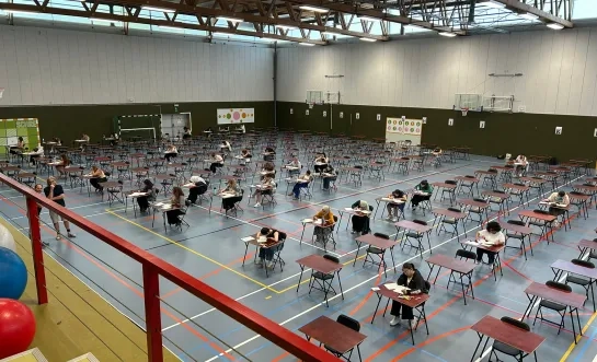 Studenten Odisee Dilbeek leggen examens af