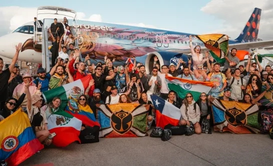 Festivalvangers van over heel de wereld landen voor tweede weekend van  Tommorowland