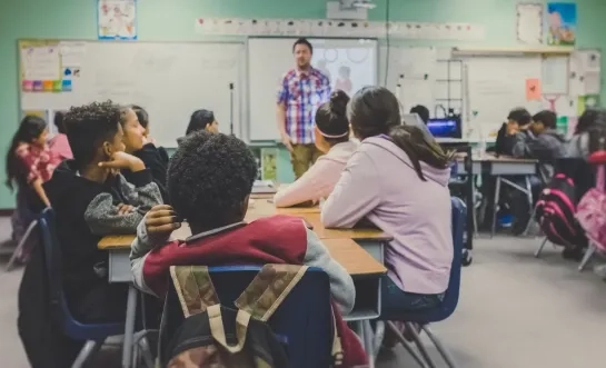 Bootcamp stoomt zij-instromers klaar voor eerste job in het onderwijs: “Vertrouwen geven voor de start”