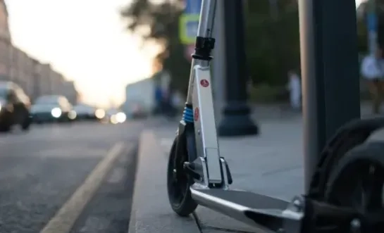 Ook politiezone KASTZE bindt strijd aan met e-steps