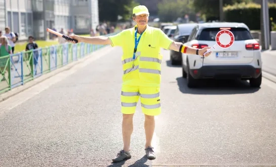 Halle zoekt gemachtigd opzichters
