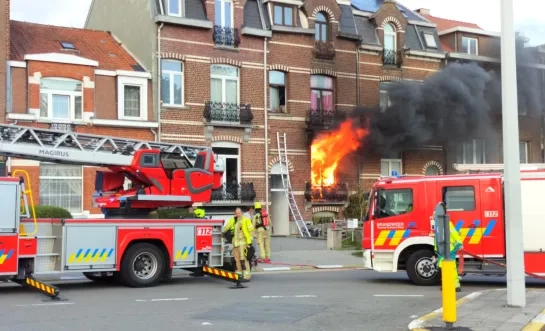 Uitslaande woningbrand in Dilbeek