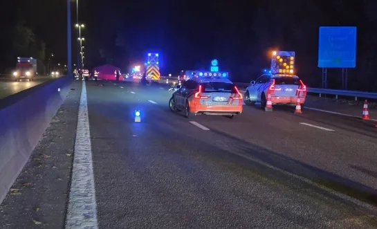 Motard overlijdt na aanrijding op E40 in Ternat