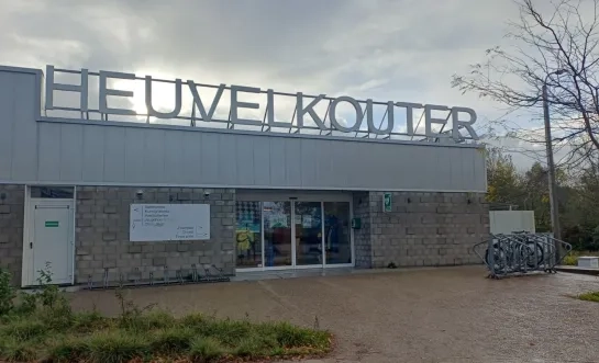 Zwembad Heuvelkouter in Liedekerke Zwembad Heuvelkouter in Liedekerke