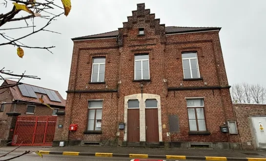 N-VA+ Lennik niet te spreken over verkoop van oud gemeentehuis van Gaasbeek