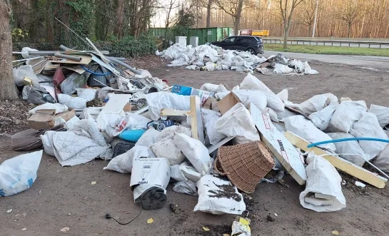 Sluikstort aan het Neromhof in Wolvertem