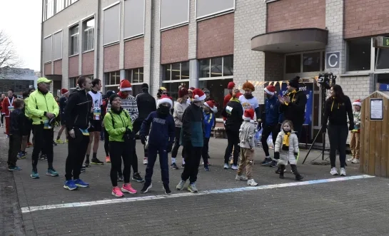 De eerste Kerstcorrida van de Halse Daltons