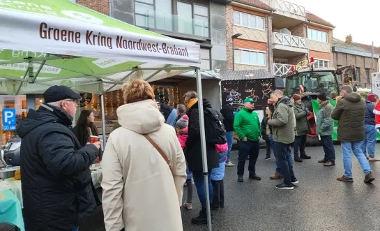 Boeren protesteren op de markt in Merchtem tegen het Mercosur-akkoord