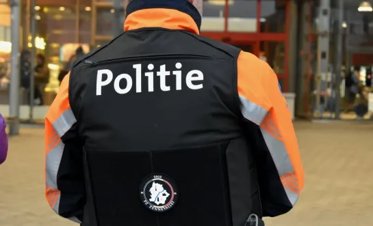 Politiezone Zennevallei in het station van Halle
