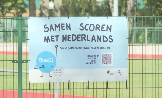 Op het speelplein in Machelen wordt Nederlands spreken aangemoedigd.