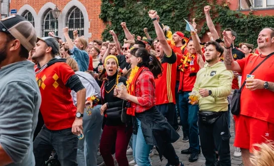 Voetbalgekte in Halle