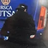 De gepersonaliseerde nummerplaat op de RSCA-bus wordt gestolen