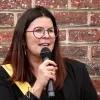 Eerste schepen in Merchtem, Julie Asselman, neemt onverwacht ontslag: “Nieuwe professionele uitdaging” 