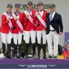 De tweede ruiter van links is Gilles Thomas uit Meise