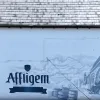 Muurschildering aan gevel brasserie is ode aan eeuwenoude brouwerstraditie van benedictijnen van Abdij van Affligem 