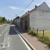 Leegstaande woning dreigt in te storten in Asse
