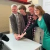 De Brusselse Kliniek Sint-Jan en Vlaams minister van Brussel Cieltje Van Achter lanceren een pilootproject rond Nederlandstalige zorg in de hoofdstad