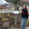 Vredesplek met vlindertegel op Marktplein Kapelle-Op-Den-Bos