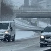 Autoverkeer in de sneeuw
