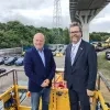 Minister van Mobiliteit Jean-Luc Crucke en CEO van Infrabel Benoît Gilson