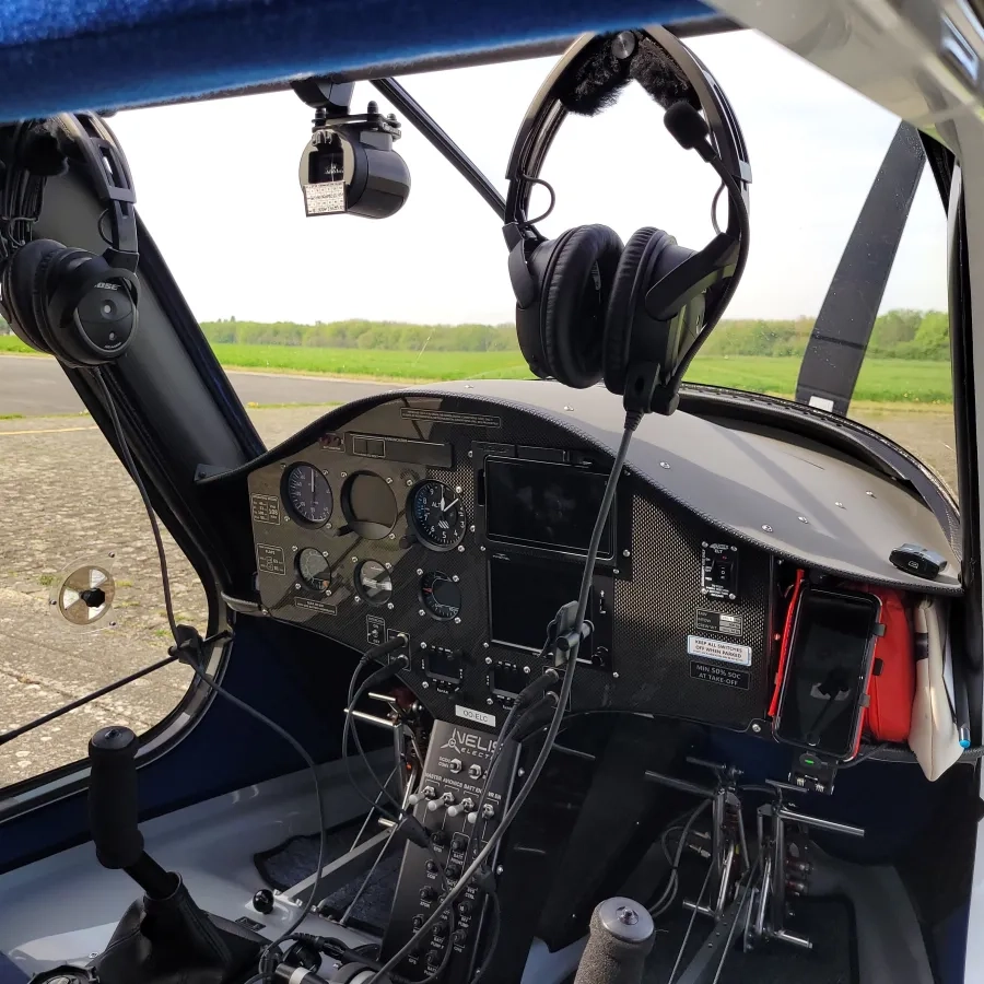 Cockpit elektrisch vliegtuigje