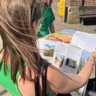 Alle wandelingen staan uitgestippeld op een gloednieuwe wandelkaart